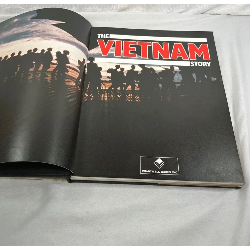 The Vietnam Story Will Fowler Hardcover Military History Chartwell Books